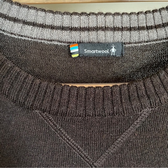 Smartwool Men's Dark Brown Wool Blend Sweater, Size Large - Picture 6 of 10